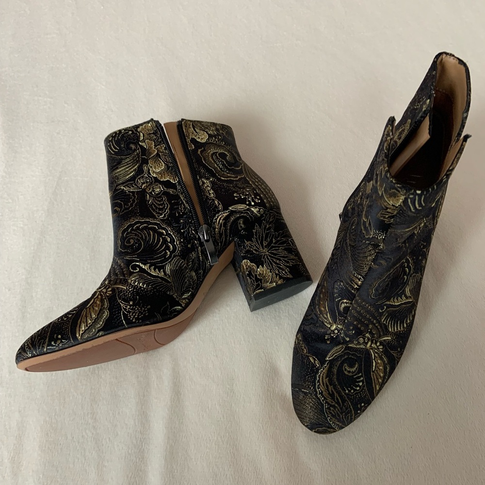 Franco Sarto booties
